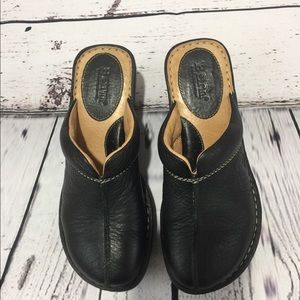 Born black leather clog